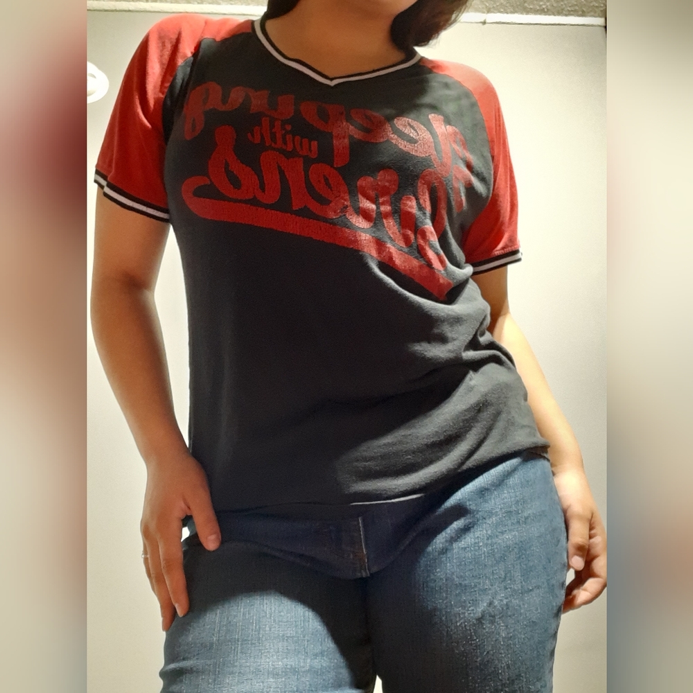 Sleeping with sirens jersey tee size xl